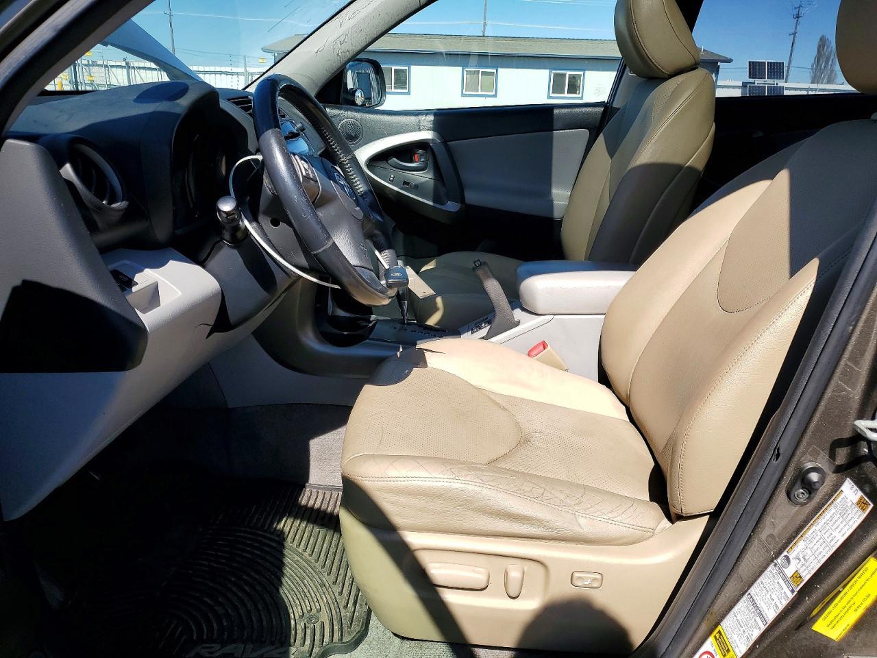 2009 Toyota Rav4 Limited - Image 7