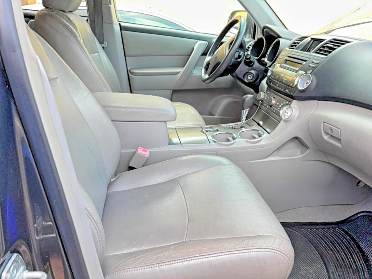 2010 Toyota Highlander Base - Фото 5