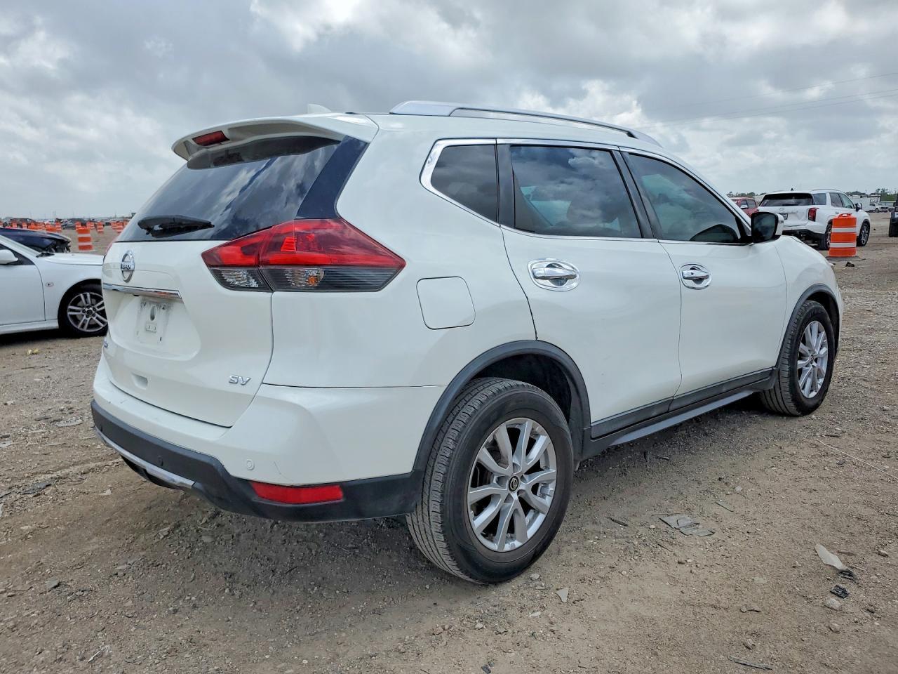 2019 Nissan Rogue Sv - Фото 3