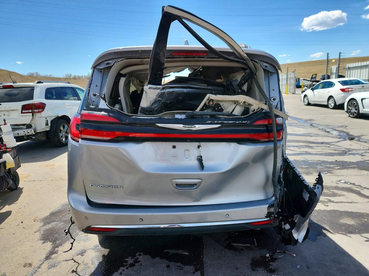 2021 Chrysler Pacifica Touring L - Фото 6