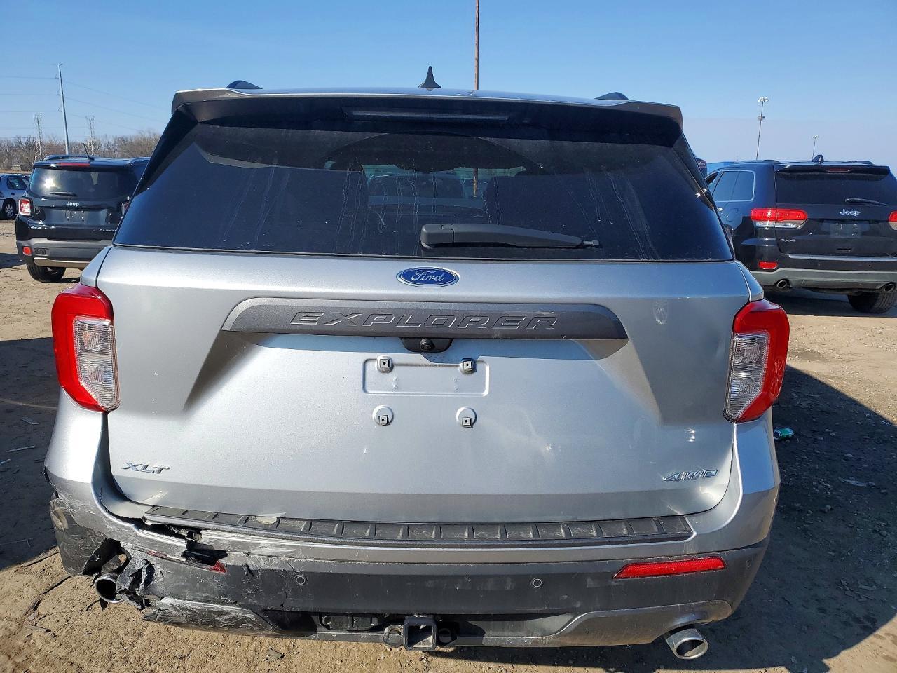 2023 Ford Explorer Xlt - Image 6