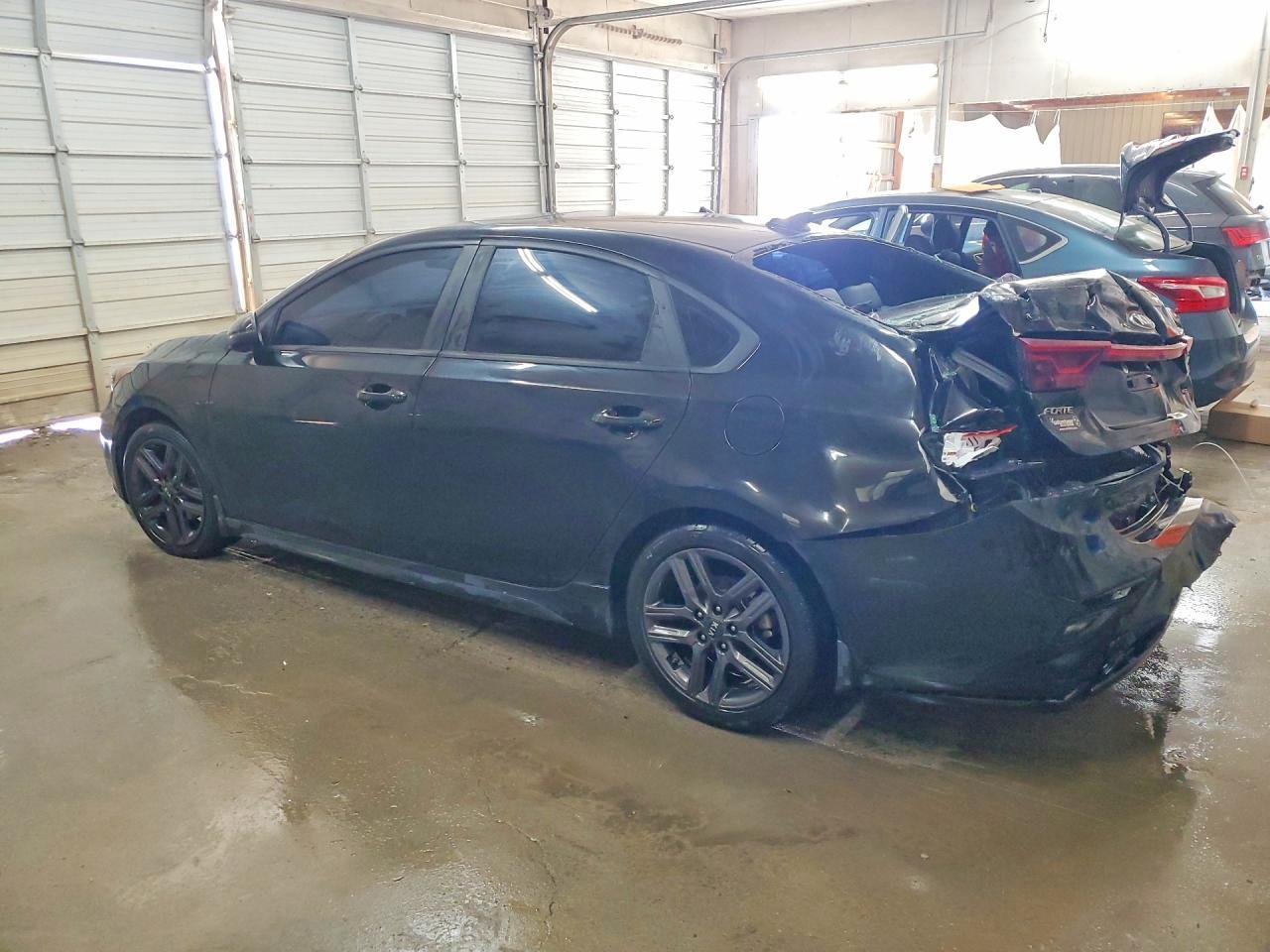 2021 Kia Forte Gt-Line - Фото 2