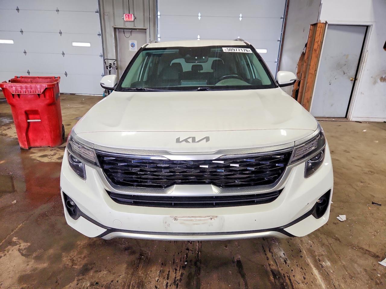 2023 Kia Seltos S - Фото 5