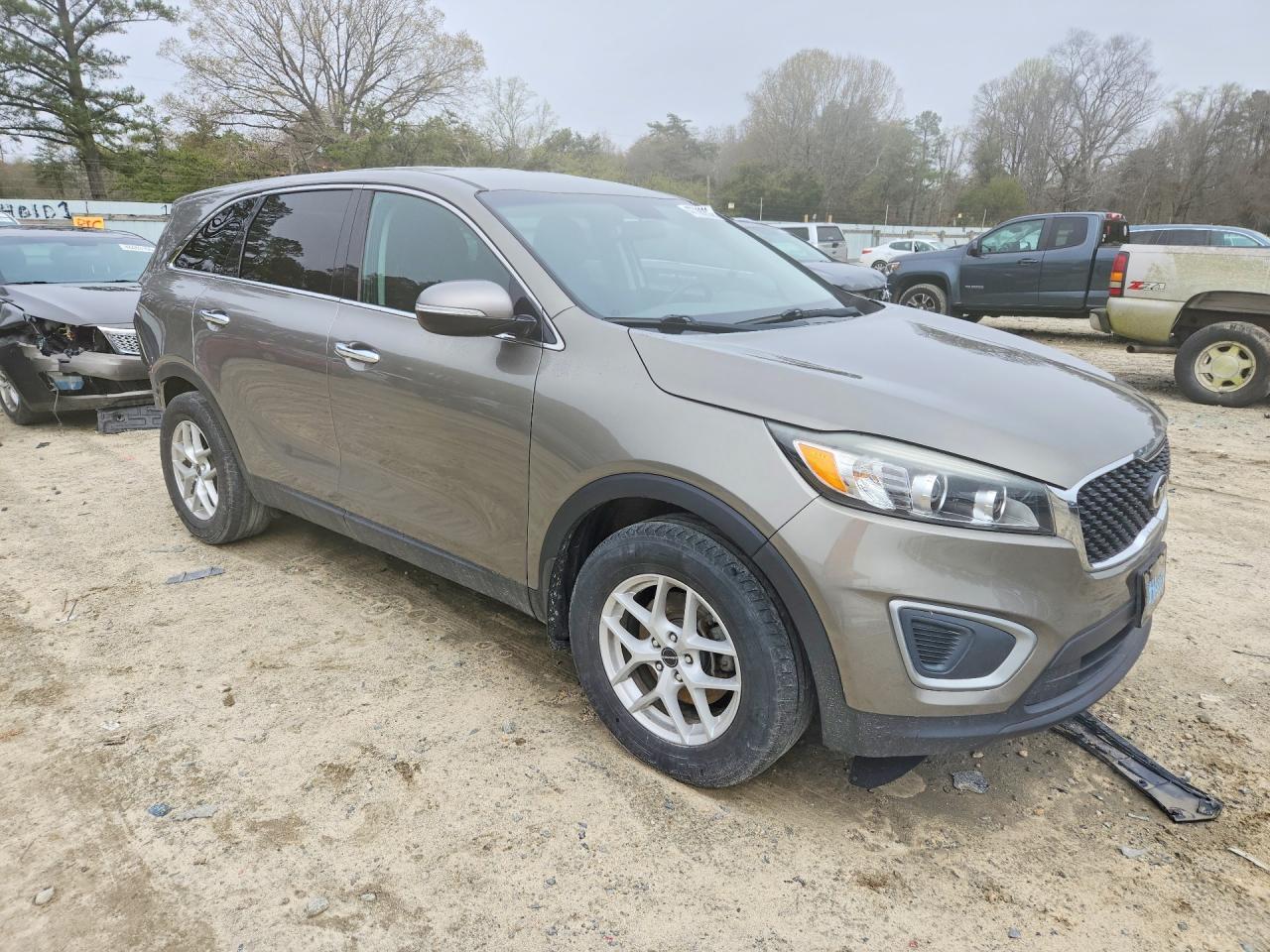2017 Kia Sorento - Image 4