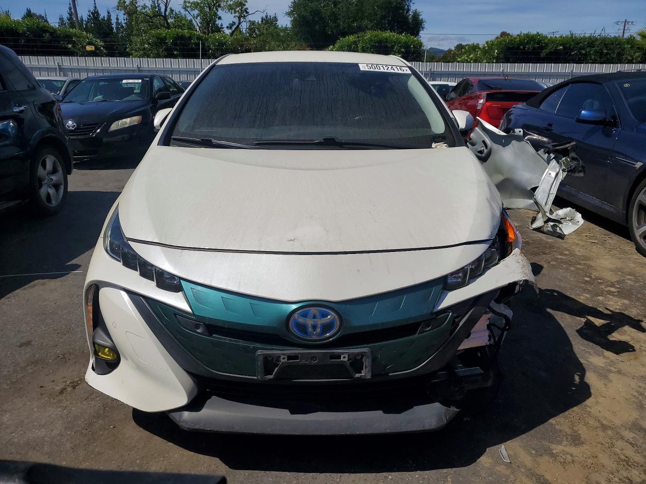 2017 Toyota Prius Prime Advanced - Image 5