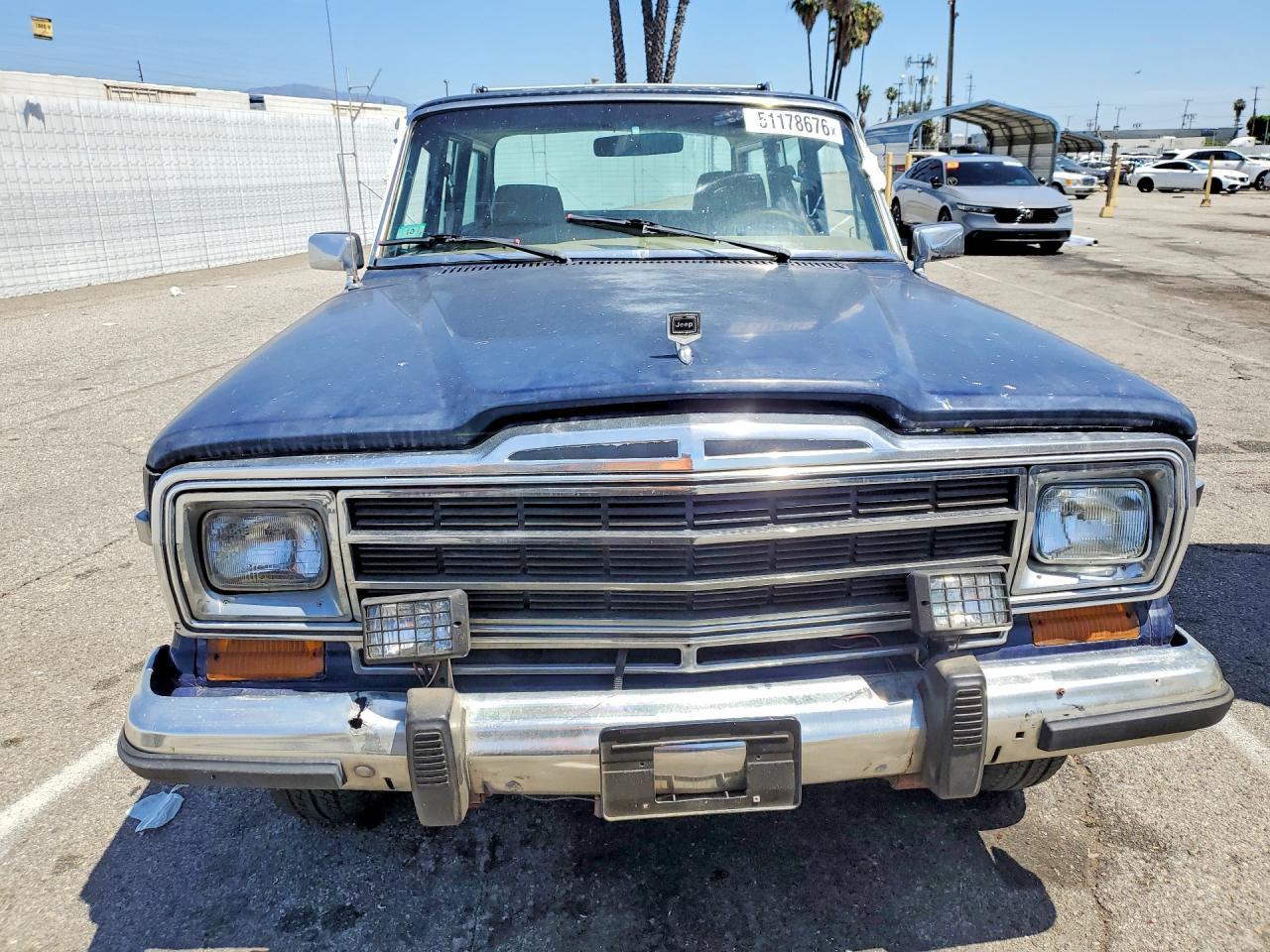 1987 Jeep Grand Wagoneer - Image 5