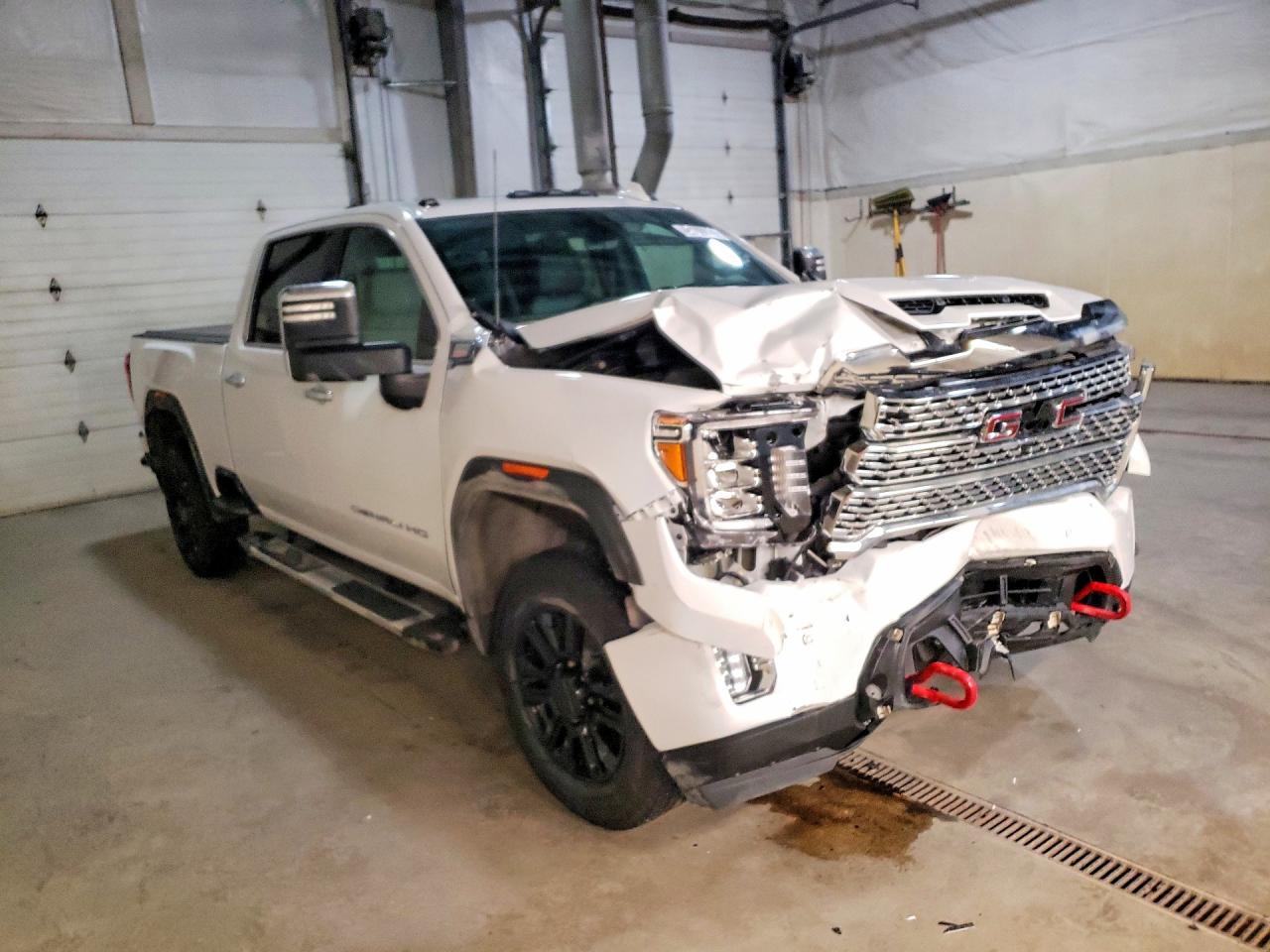 2022 GMC Sierra K2500 Denali - Image 4