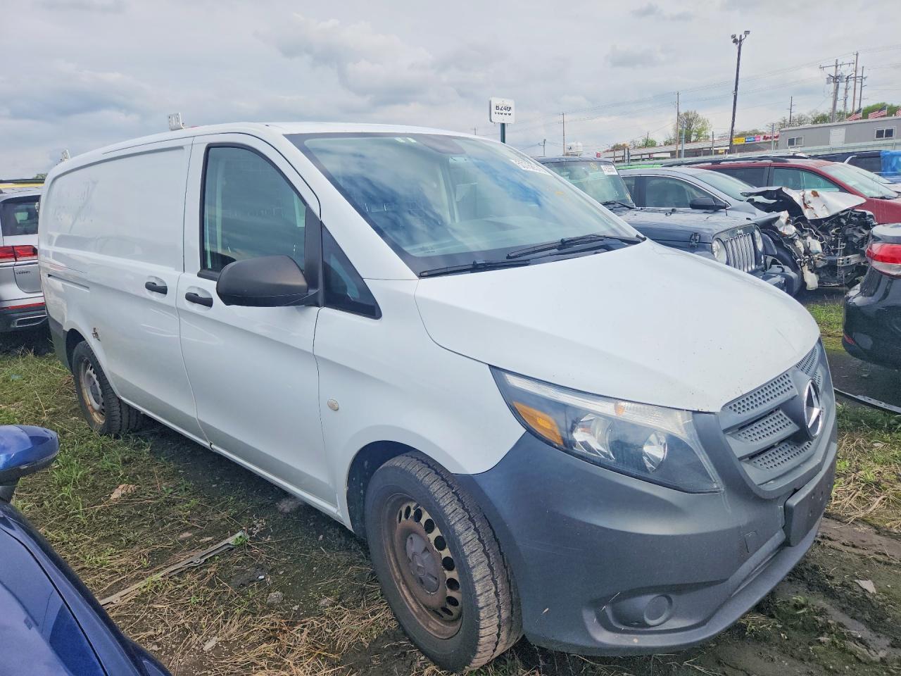 2017 Mercedes-Benz Metris - Image 4