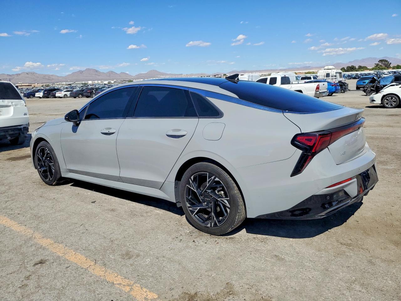 2025 Kia K5 Gt-Line - Фото 2