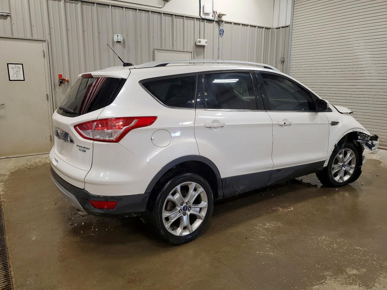 2014 Ford Escape Titanium - Фото 3