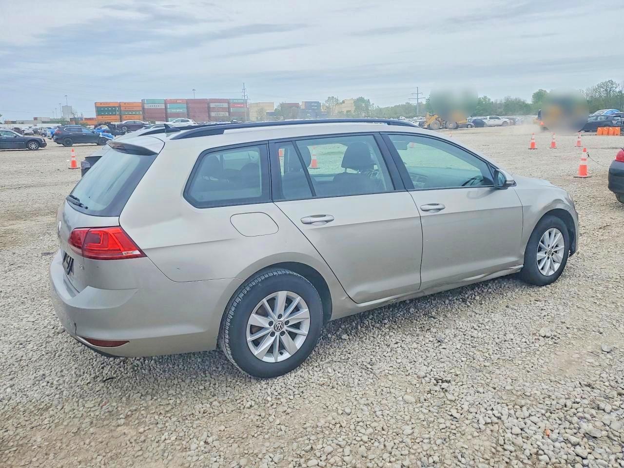2017 Volkswagen Golf Sportwagen S - Фото 3