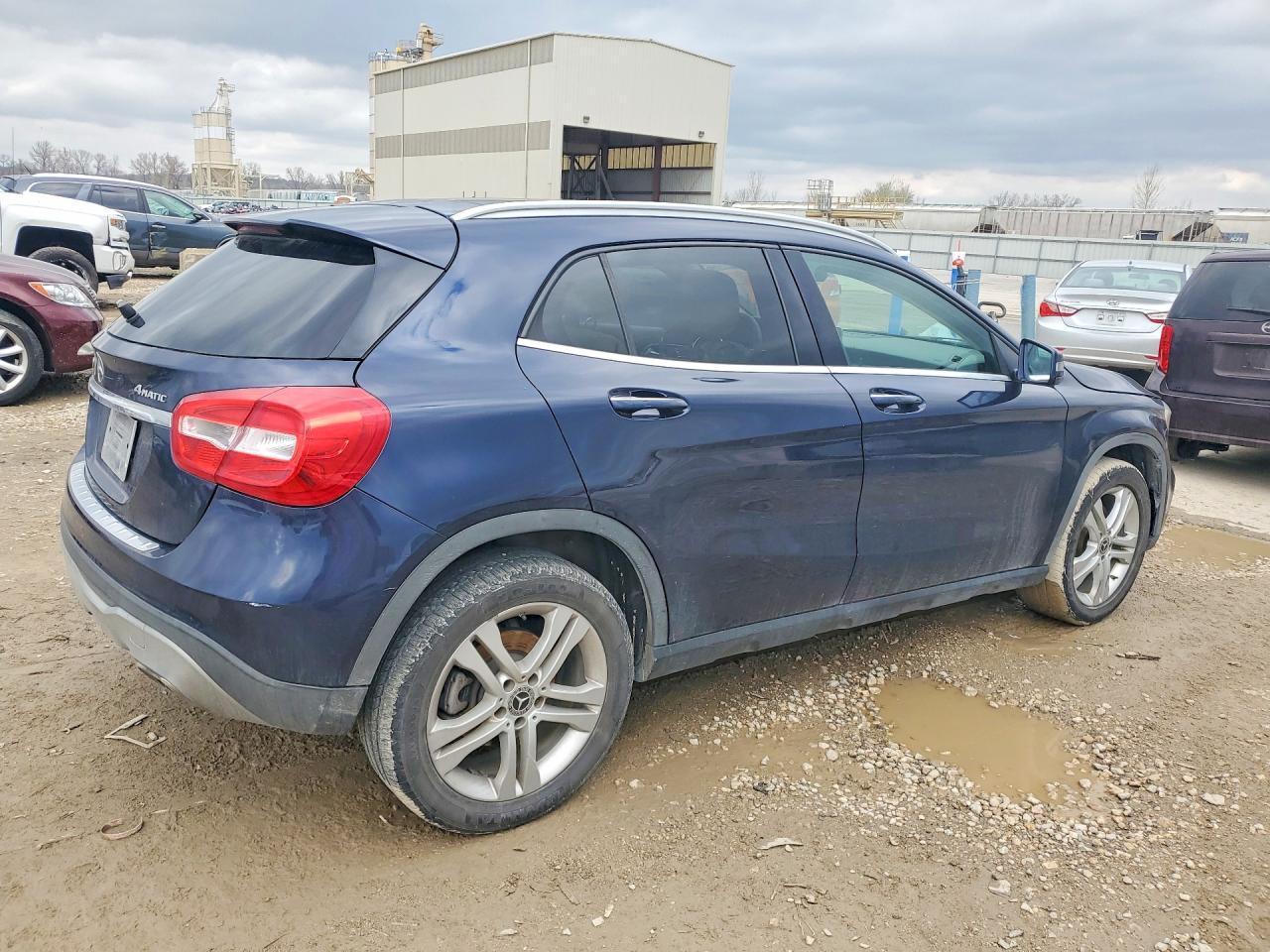 2018 Mercedes Benz Gla 250 4Matic - Фото 3