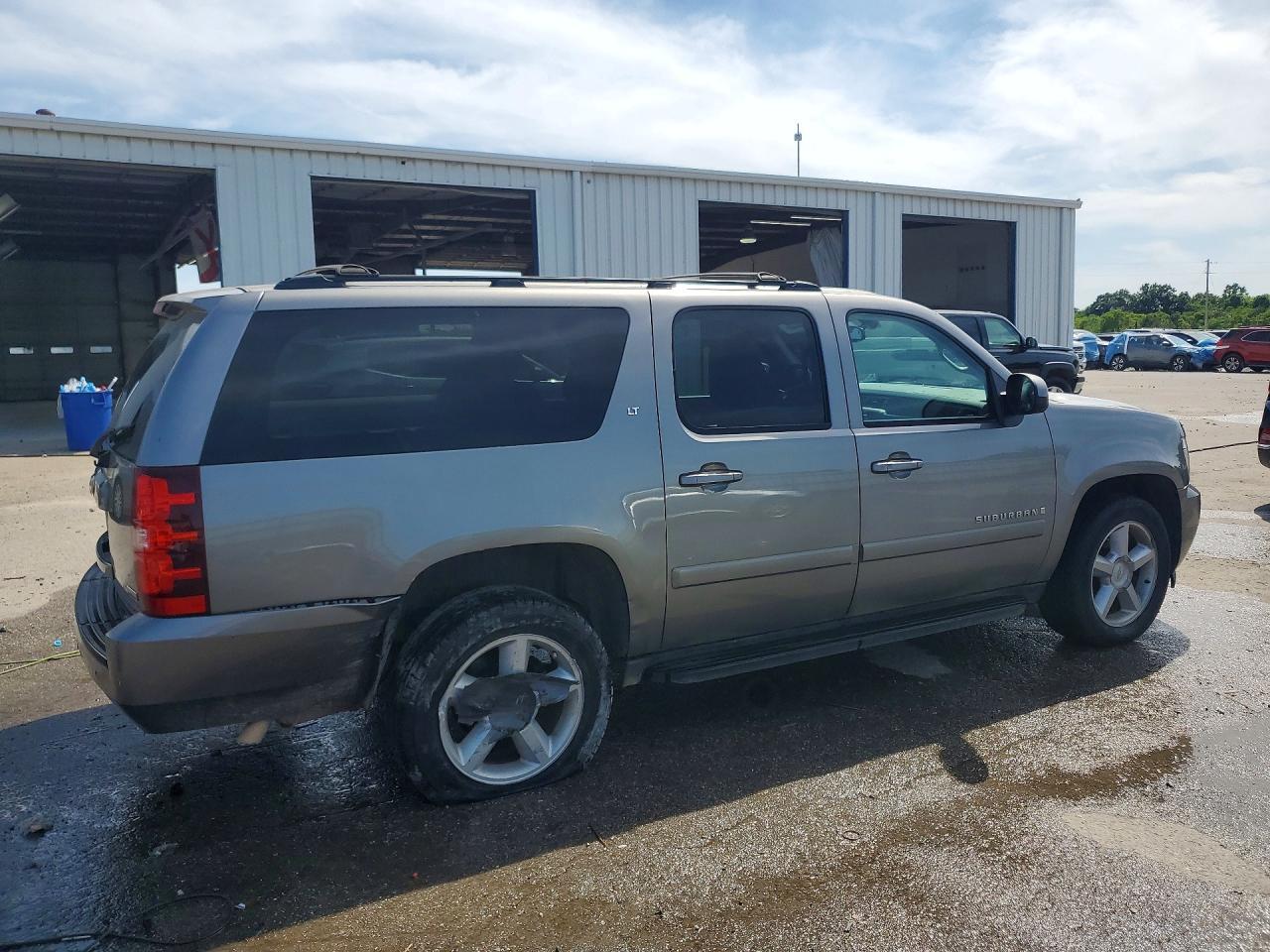 2008 Chevrolet Suburban C1500 Ls - Фото 3