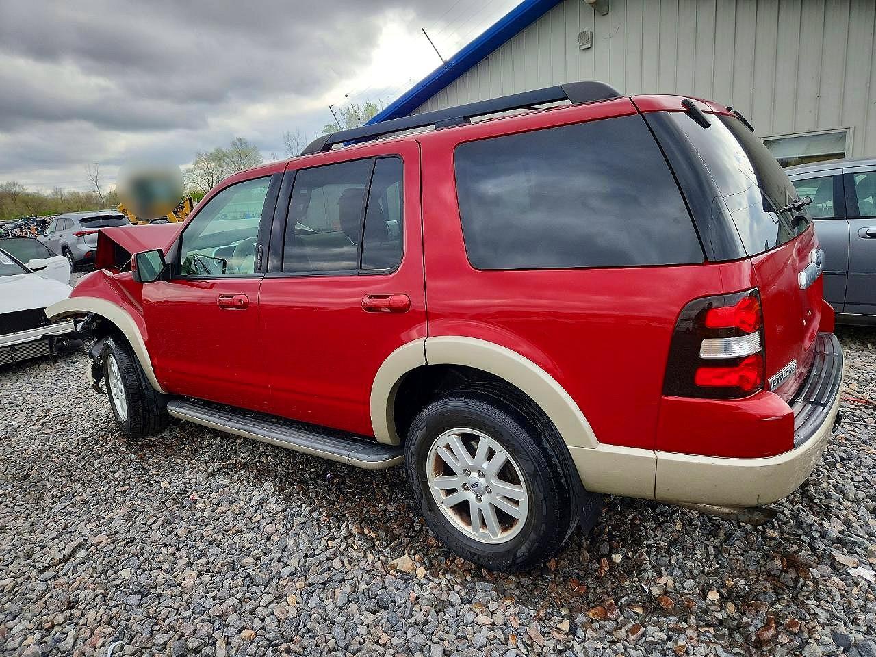 2010 Ford Explorer Eddie Bauer - Image 2