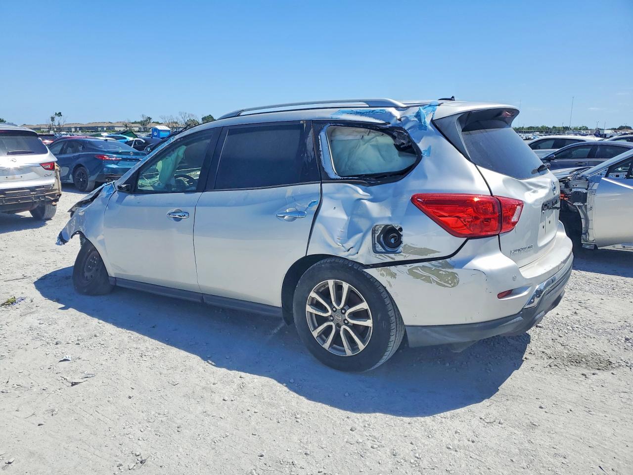 2018 Nissan Pathfinder Sv - Фото 2