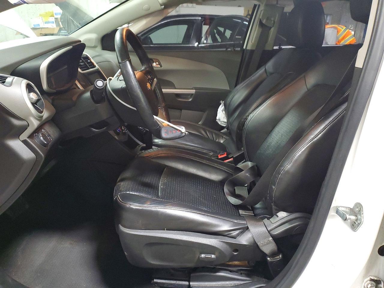 2019 Chevrolet Sonic Premier - Image 7