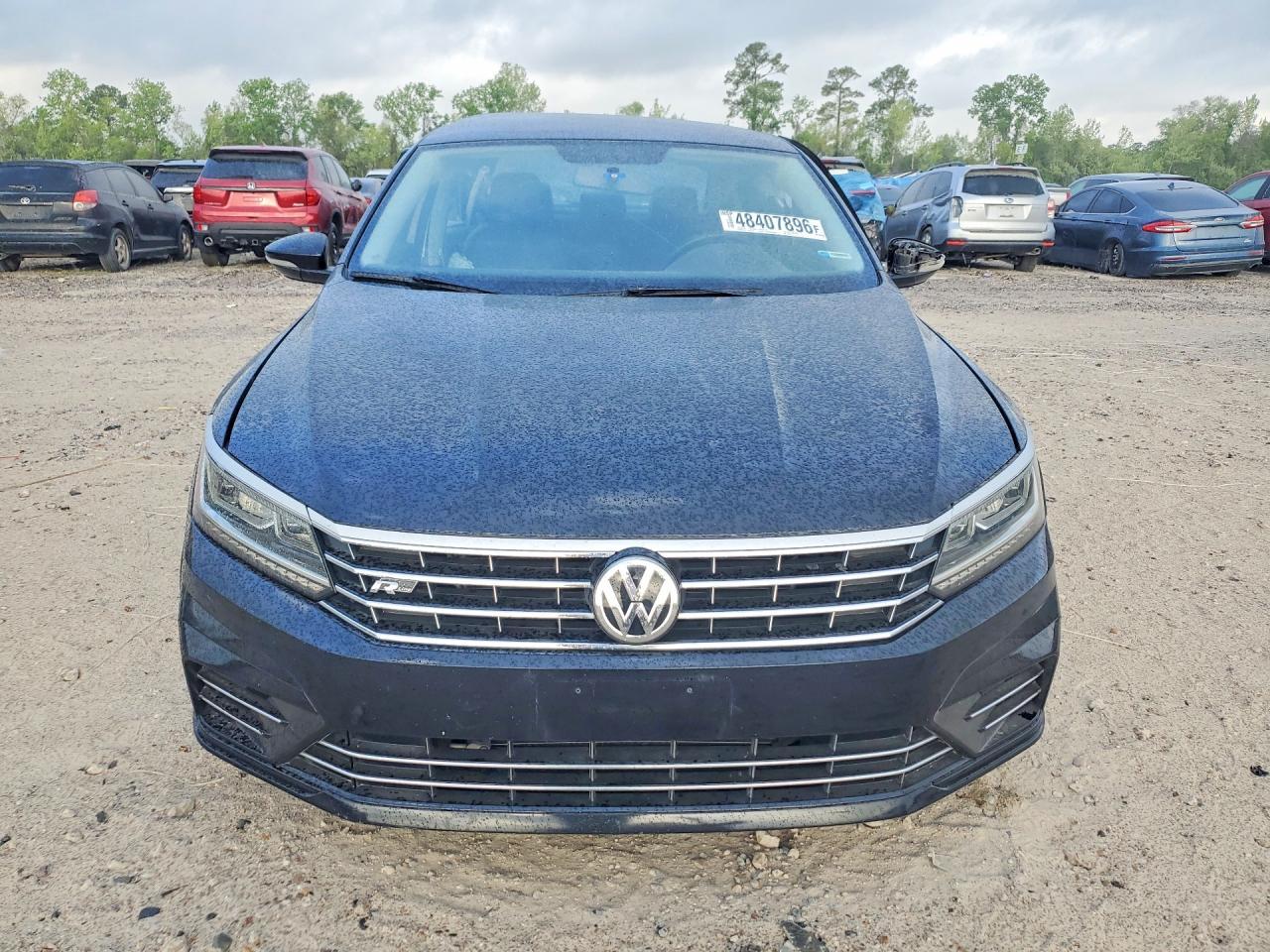 2018 Volkswagen Passat S - Фото 5