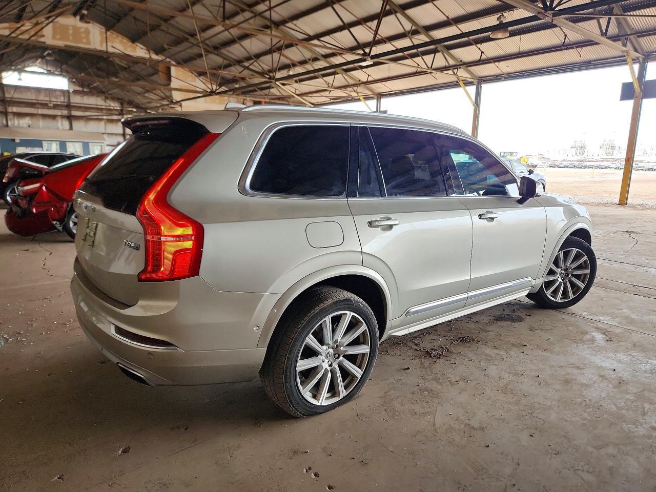2016 Volvo Xc90 T8 - Image 3