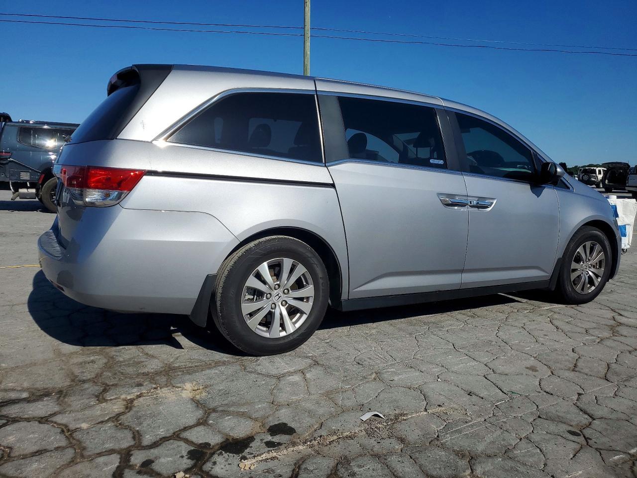 2016 Honda Odyssey Ex - Фото 3