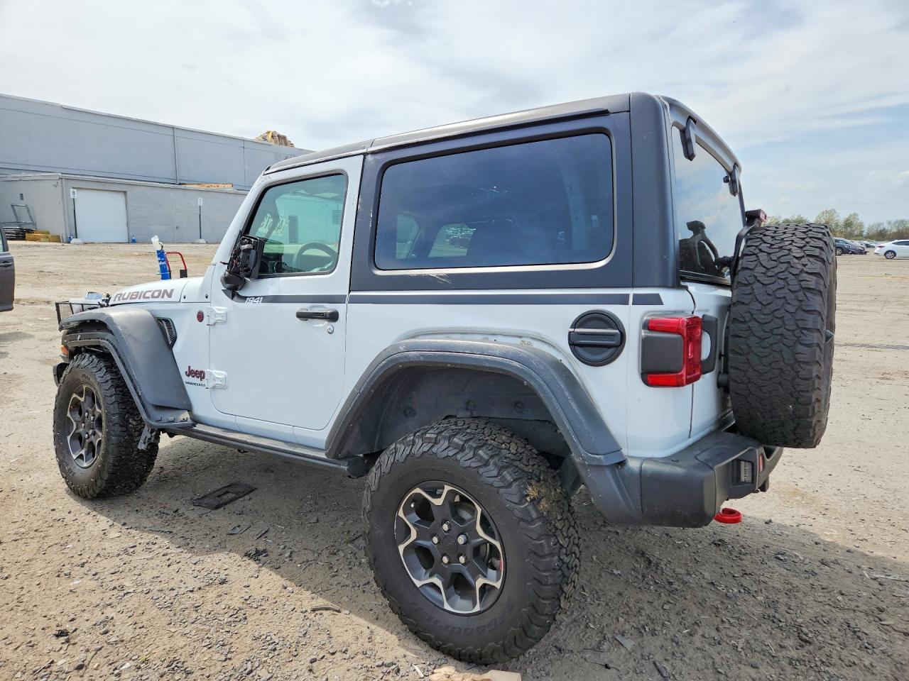 2023 Jeep Wrangler Rubicon - Фото 2