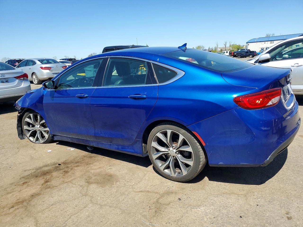 2015 Chrysler 200 C - Image 2