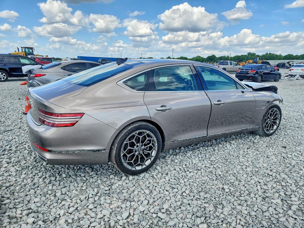 2021 Genesis G80 2.5T - Image 3