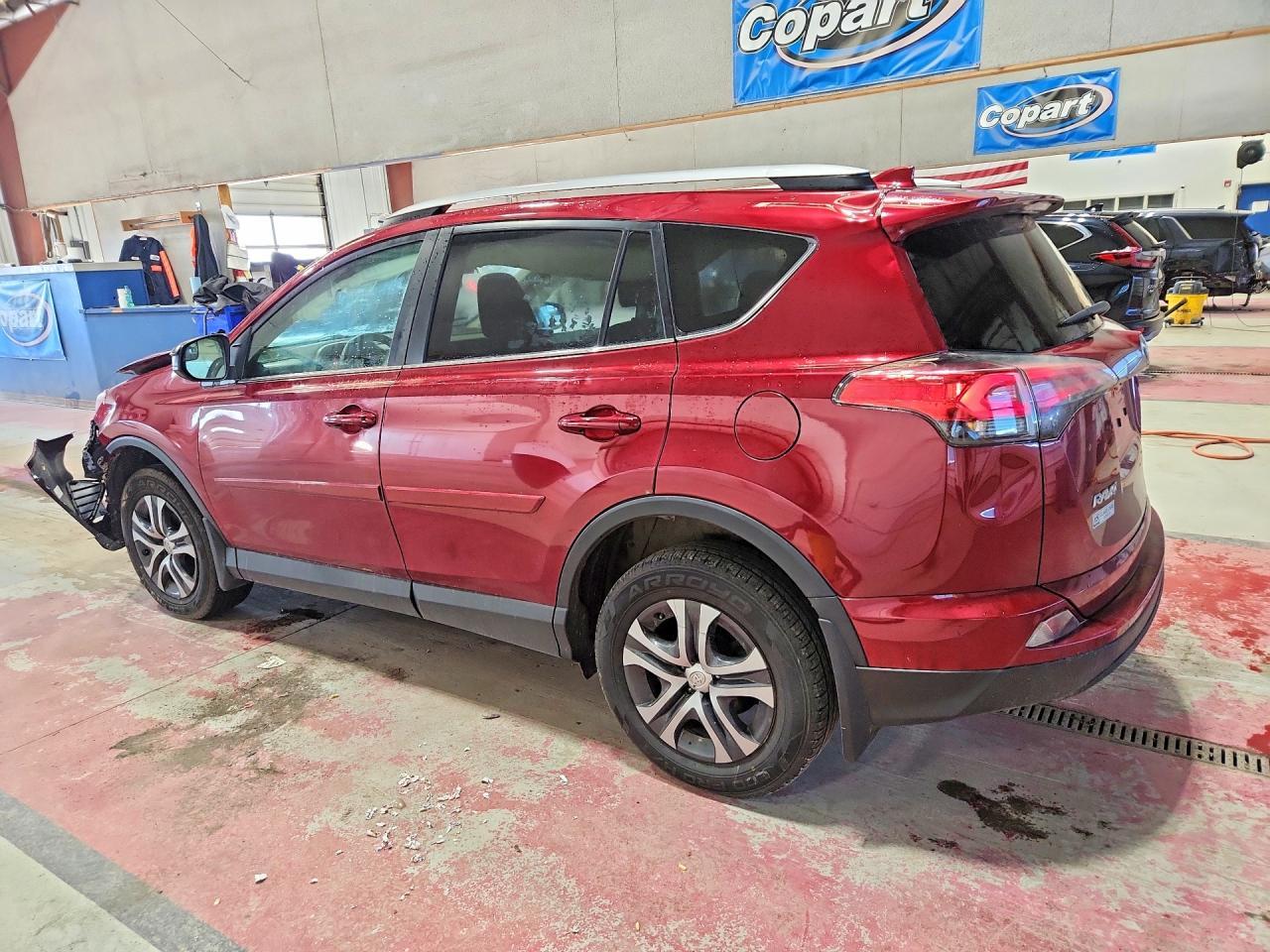 2018 Toyota Rav4 Le - Фото 2
