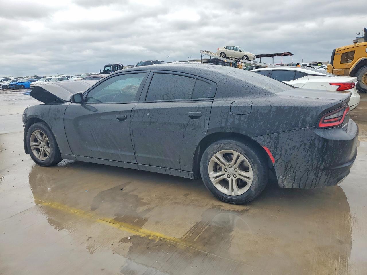 2022 Dodge Charger Sxt - Фото 2