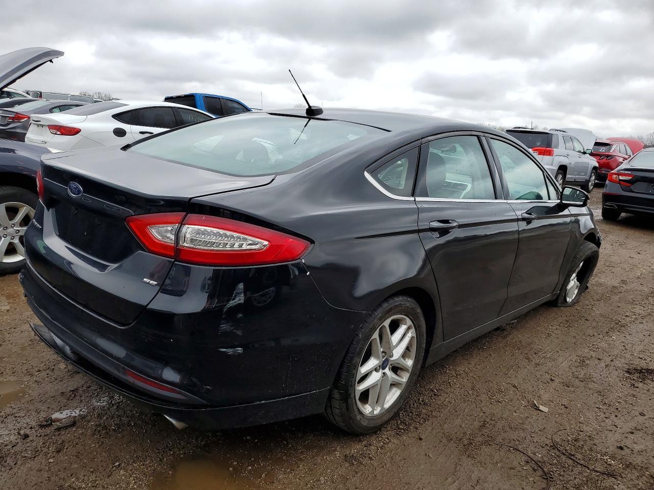 2016 Ford Fusion Se - Фото 3