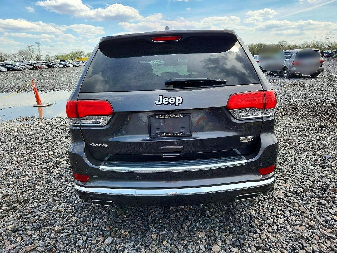 2016 Jeep Grand Cherokee Summit - Image 6