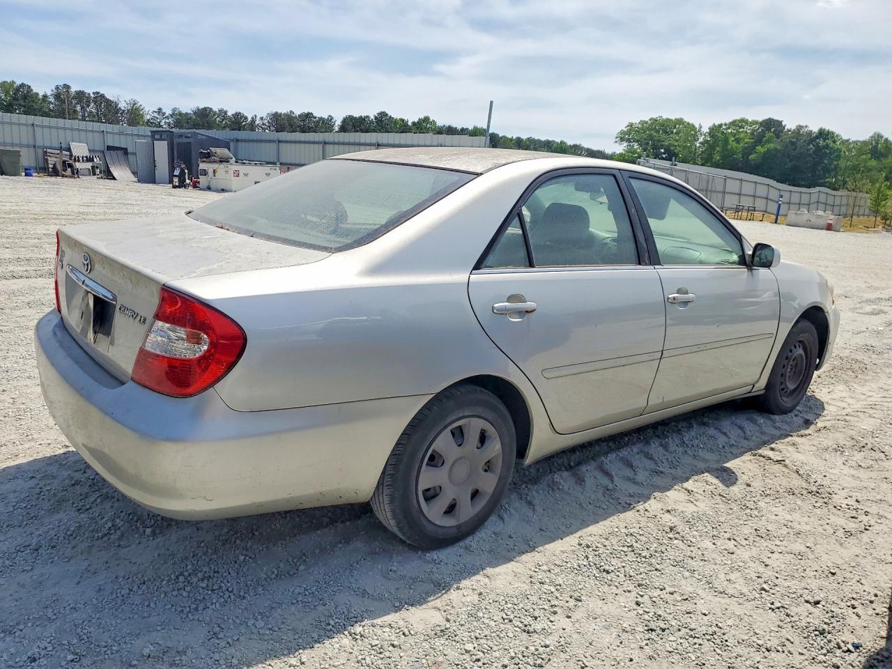 2003 Toyota Camry Le - Фото 3