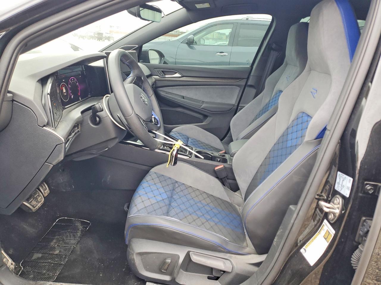 2025 Volkswagen Golf R Black Edition - Фото 7