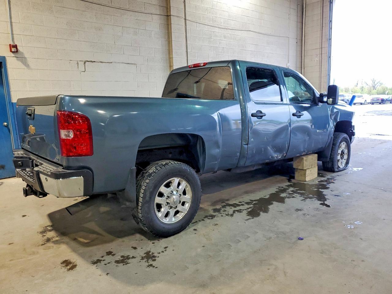 2013 Chevrolet Silverado K2500 Heavy Duty Lt - Image 3