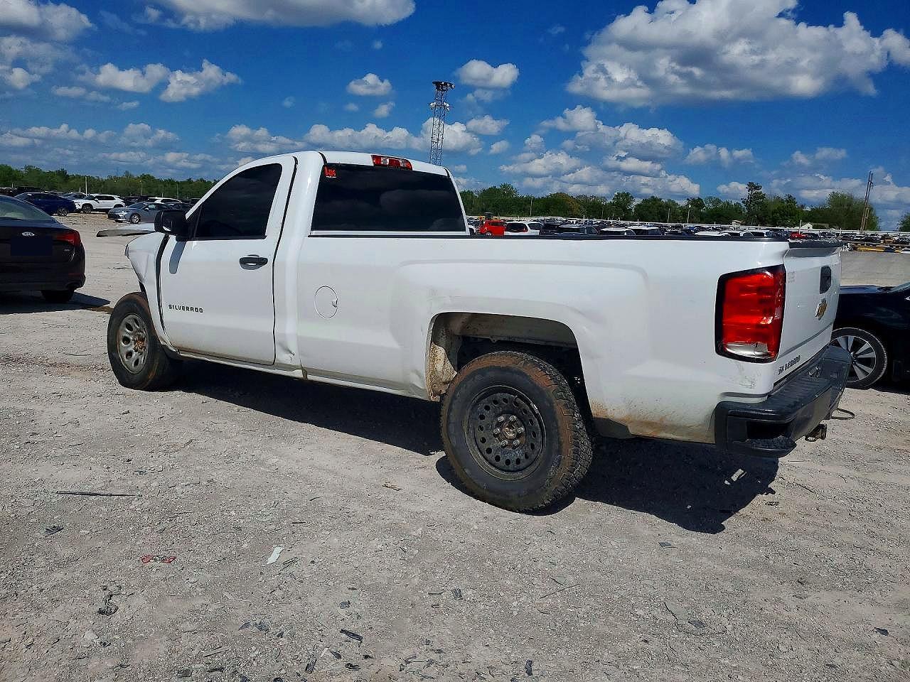 2014 Chevrolet Silverado C1500 - Фото 2