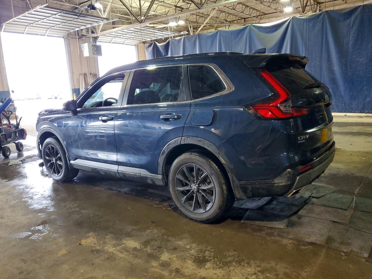 2025 Honda Cr-V Sport-L - Image 2
