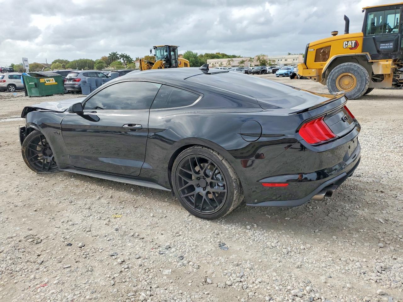 2020 Ford Mustang Gt - Image 2