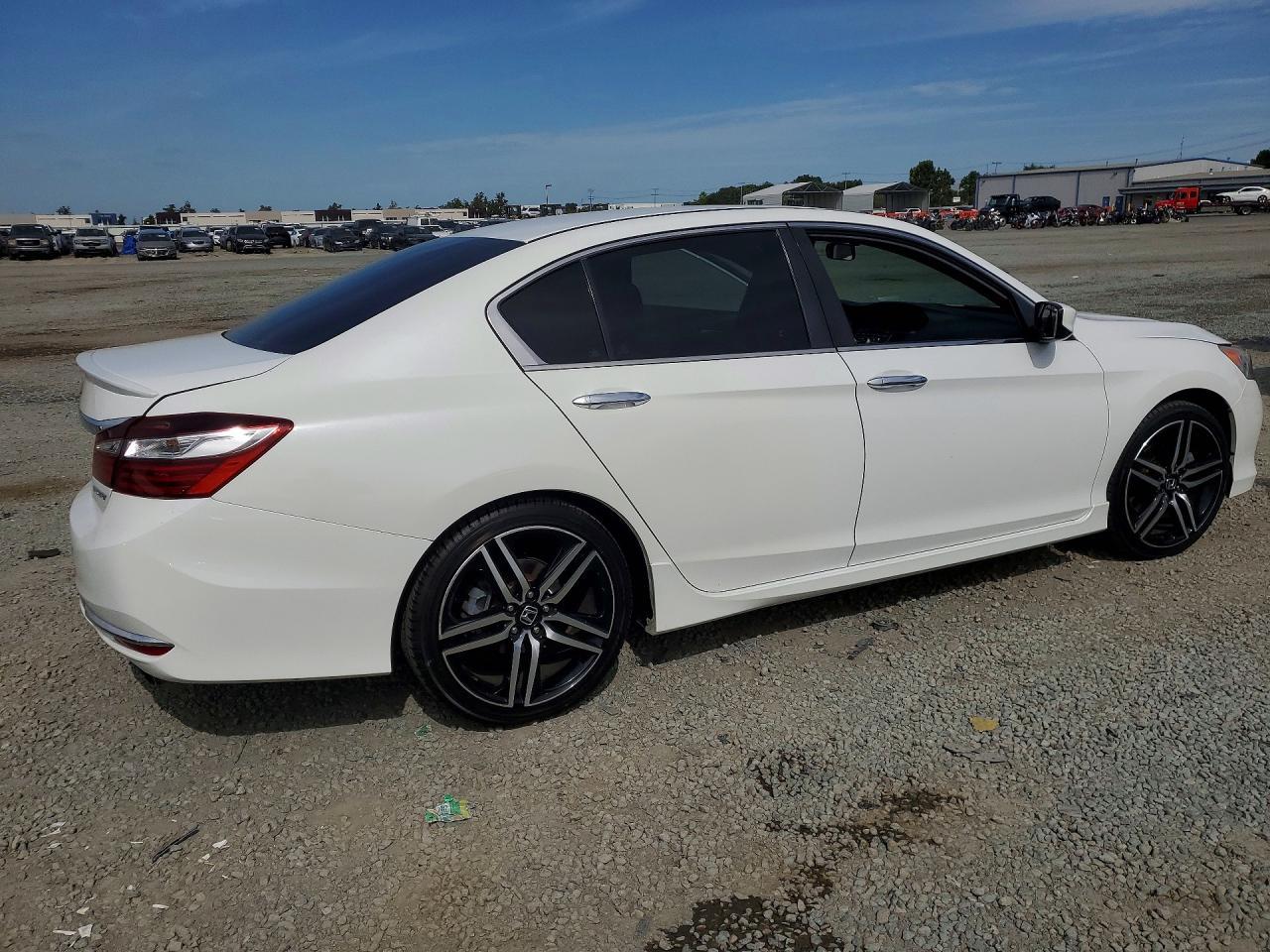 2016 Honda Accord Sport - Фото 3