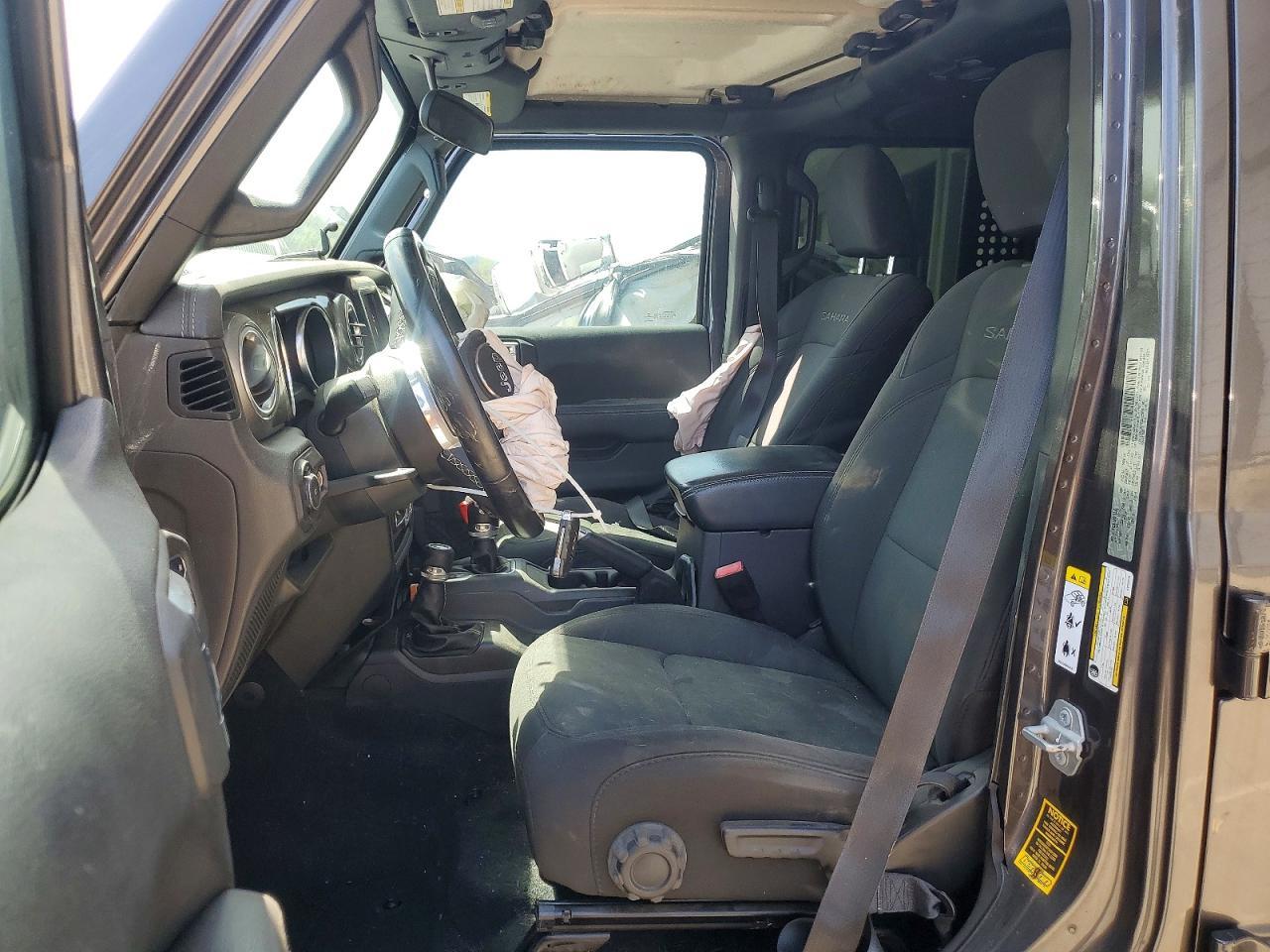 2018 Jeep Wrangler Unlimited Sahara - Фото 7