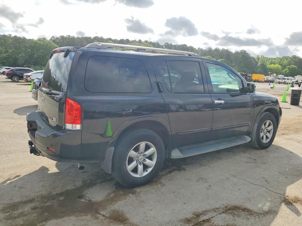 2010 Nissan Armada Se - Image 3