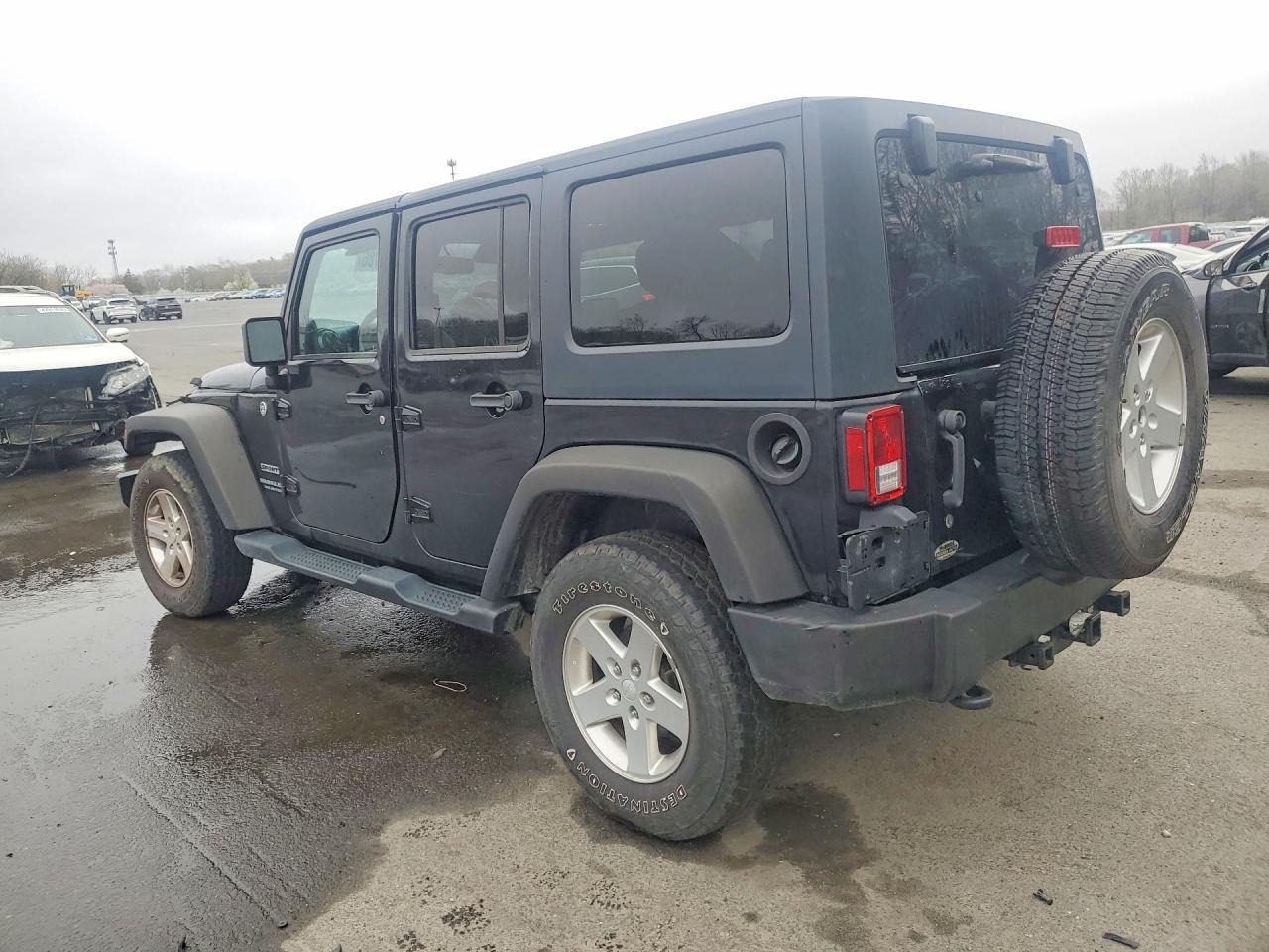 2014 Jeep Wrangler Unlimited Sport - Фото 2
