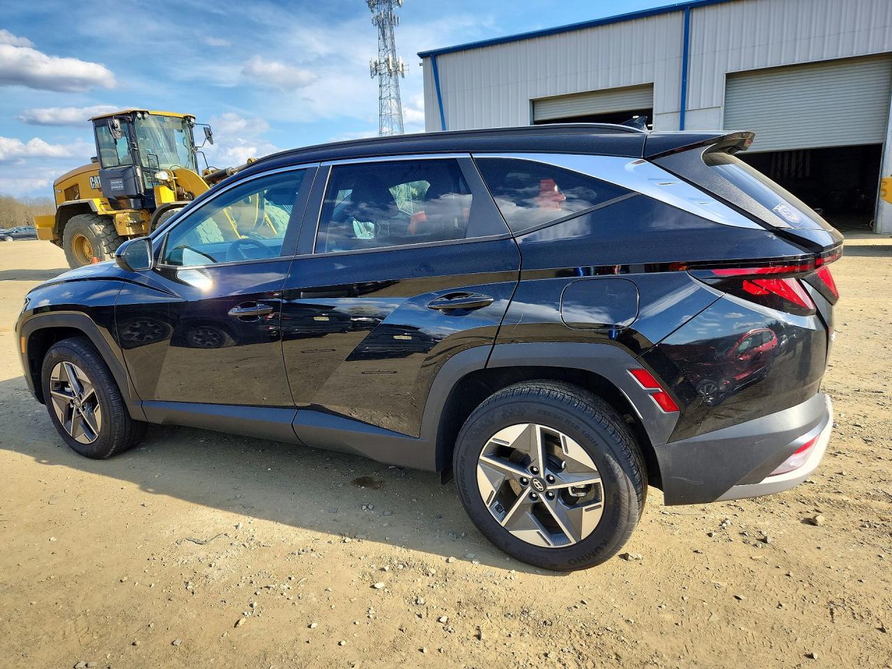 2025 Hyundai Tucson Sel - Image 2