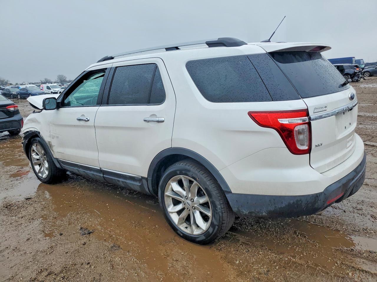 2013 Ford Explorer Xlt - Фото 2