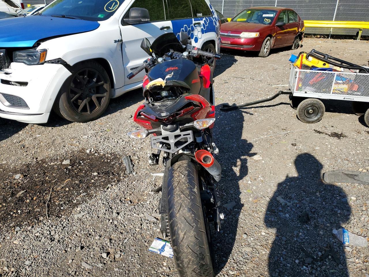2025 Kawasaki Ex500 - Image 4