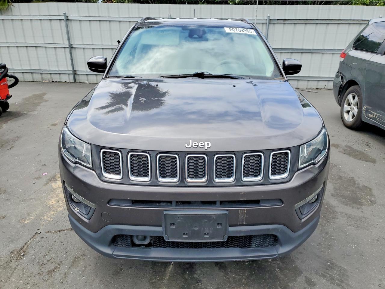 2021 Jeep Compass Latitude - Image 5