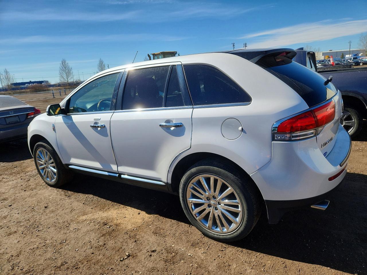 2013 Lincoln Mkx - Image 2