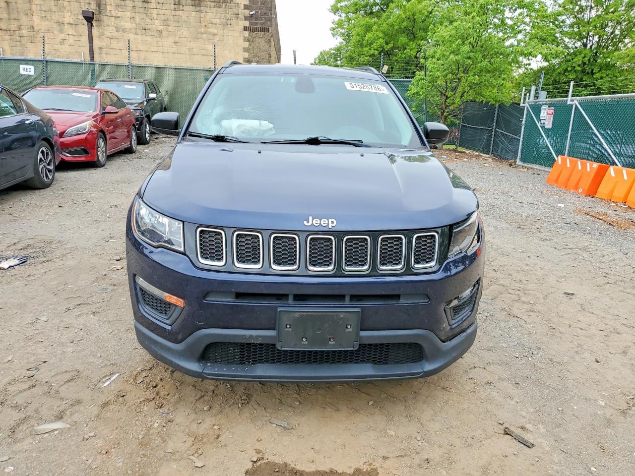 2017 Jeep Compass Sport - Image 5