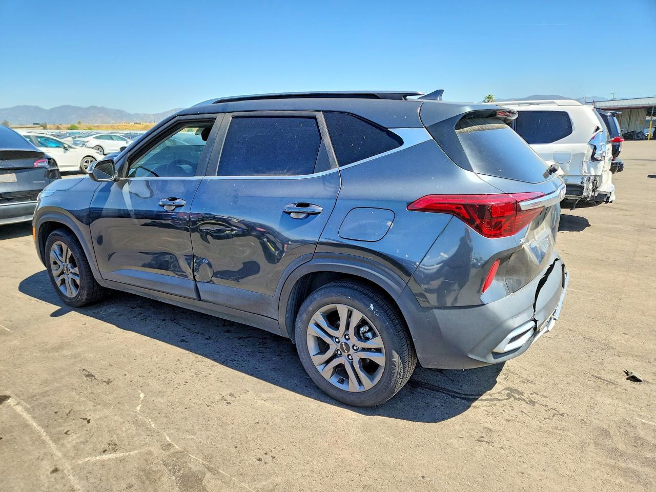2023 Kia Seltos S - Фото 2