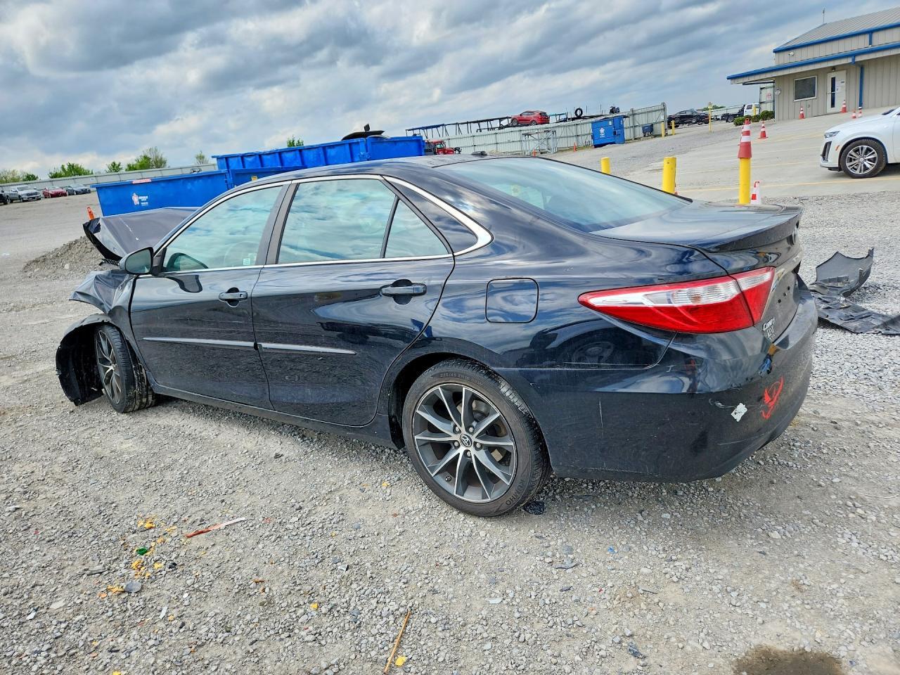 2016 Toyota Camry Xse - Фото 2