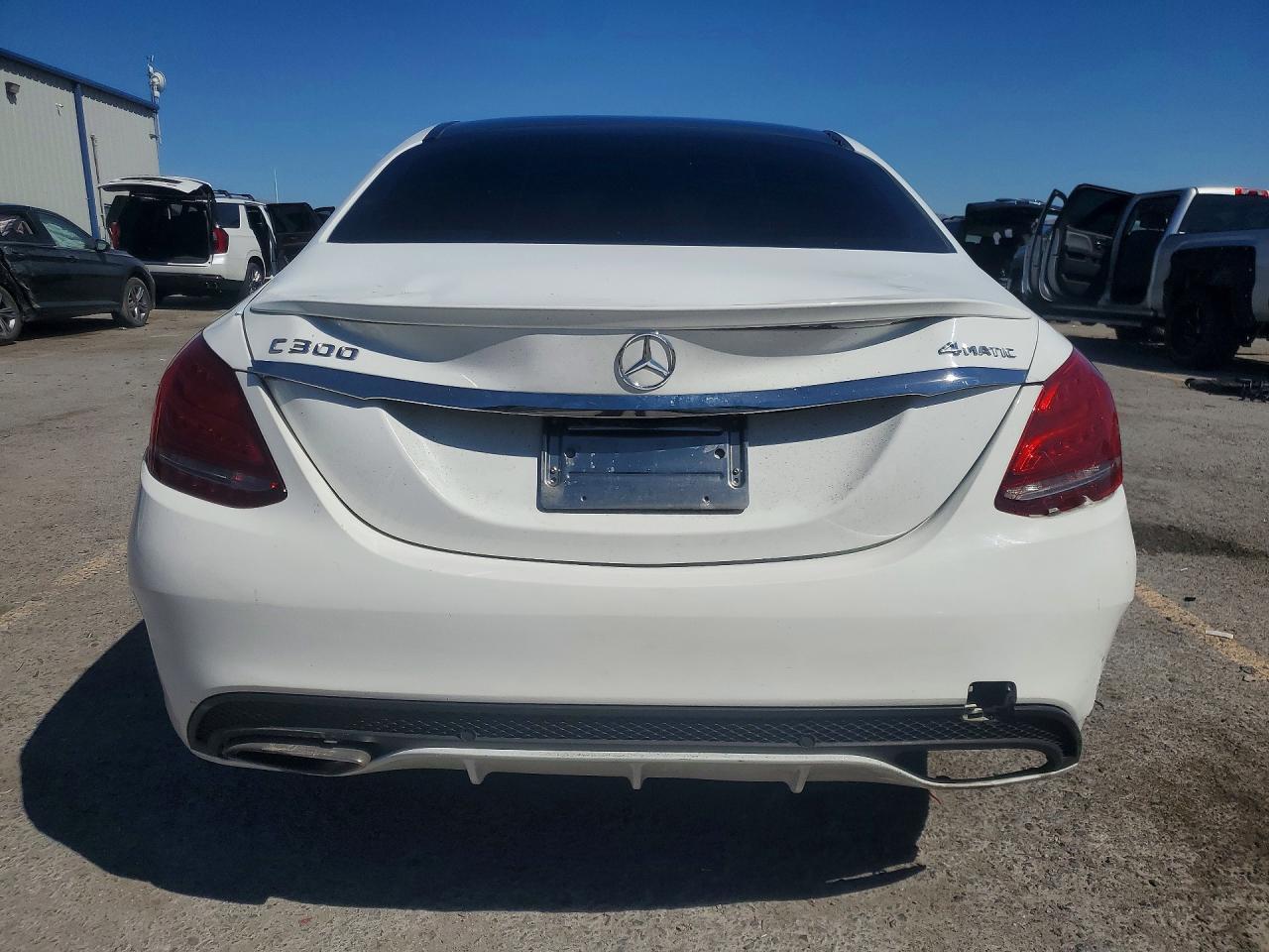 2015 Mercedes-Benz C 300 4Matic - Фото 6