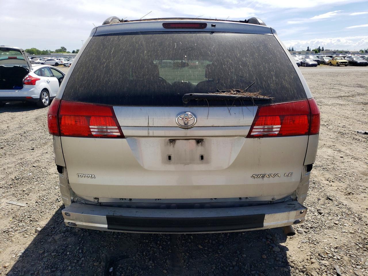 2005 Toyota Sienna Le 7 Passenger - Image 6
